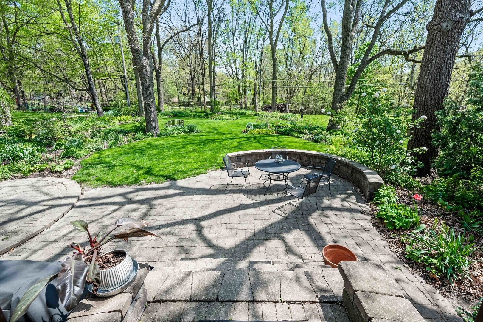 1302 Hillcrest Street Normal, IL 61761 - Photo 41 of 48 a couple of cars parked in a yard