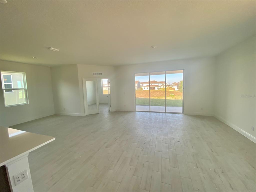 379 Lemongrass Road Minneola, FL 34715 - Photo 5 of 17