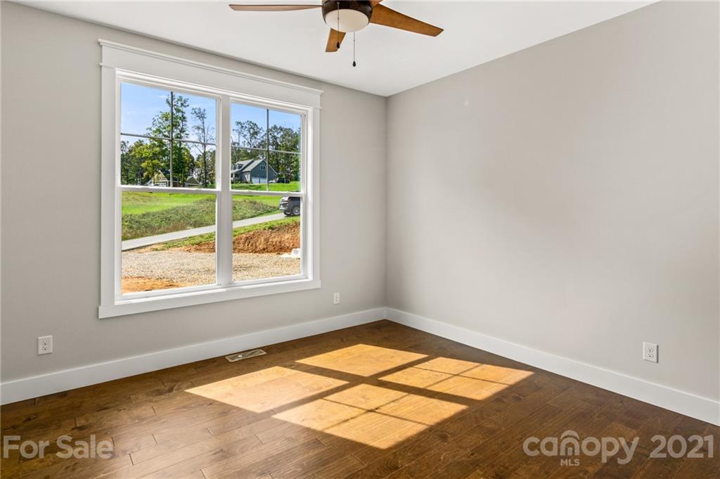 153 Israel Road Leicester, NC 28748 - Photo 26 of 40 Gallery Image 26