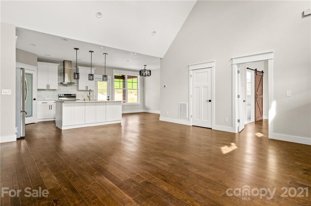 153 Israel Road Leicester, NC 28748 - Photo 8 of 40 Gallery Image 8