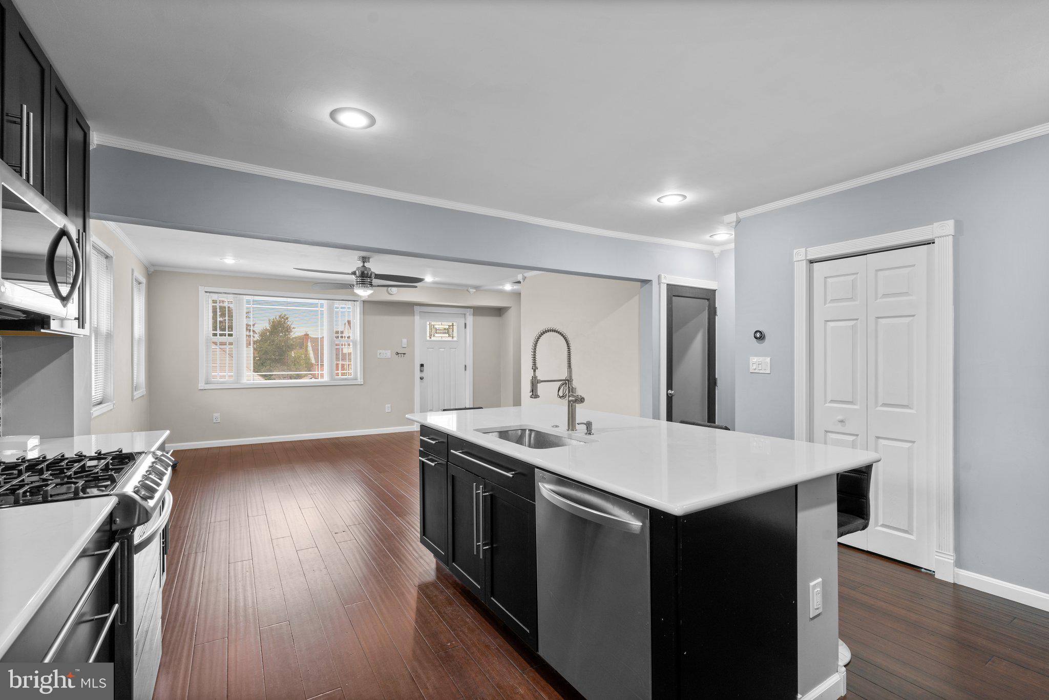 3814 Cedarhurst Road Baltimore, MD 21206 - Photo 12 of 38