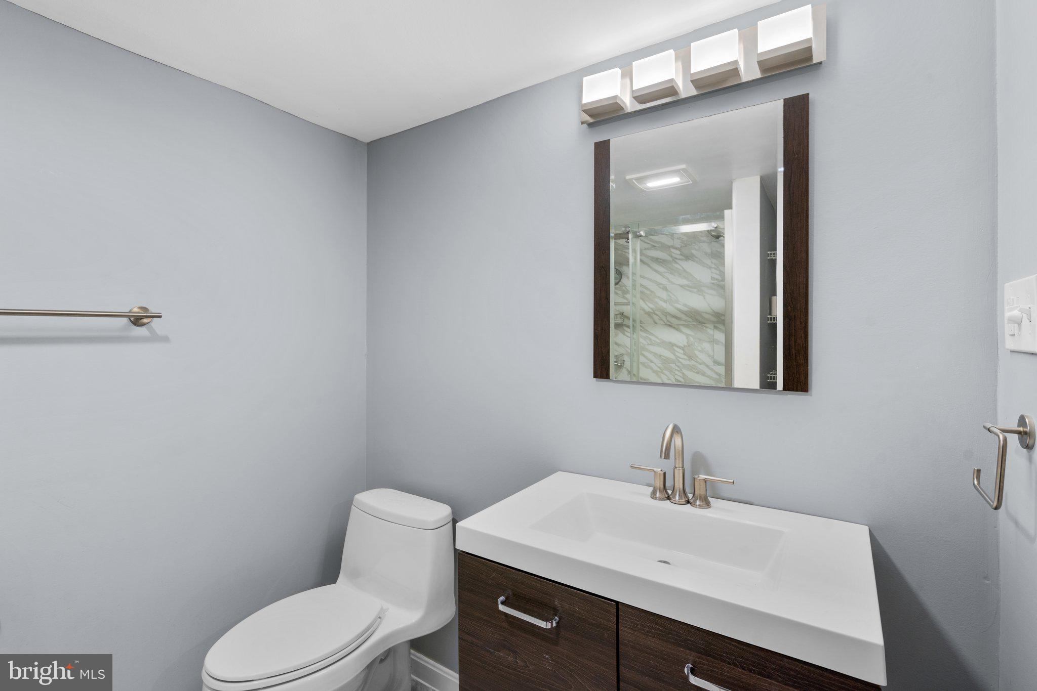 3814 Cedarhurst Road Baltimore, MD 21206 - Photo 27 of 38