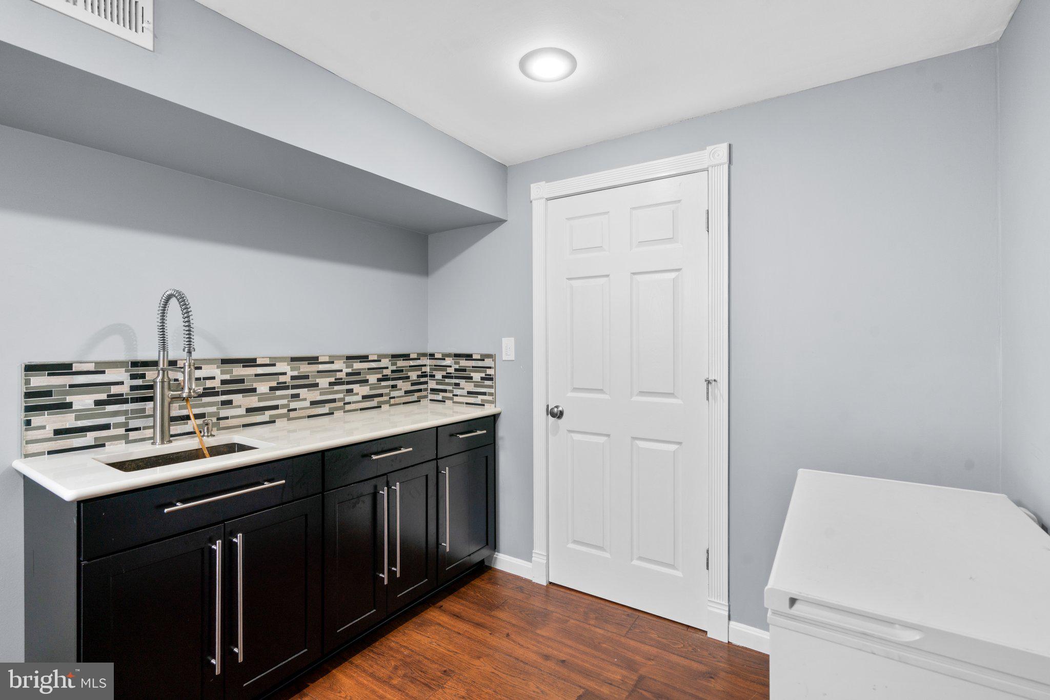 3814 Cedarhurst Road Baltimore, MD 21206 - Photo 31 of 38