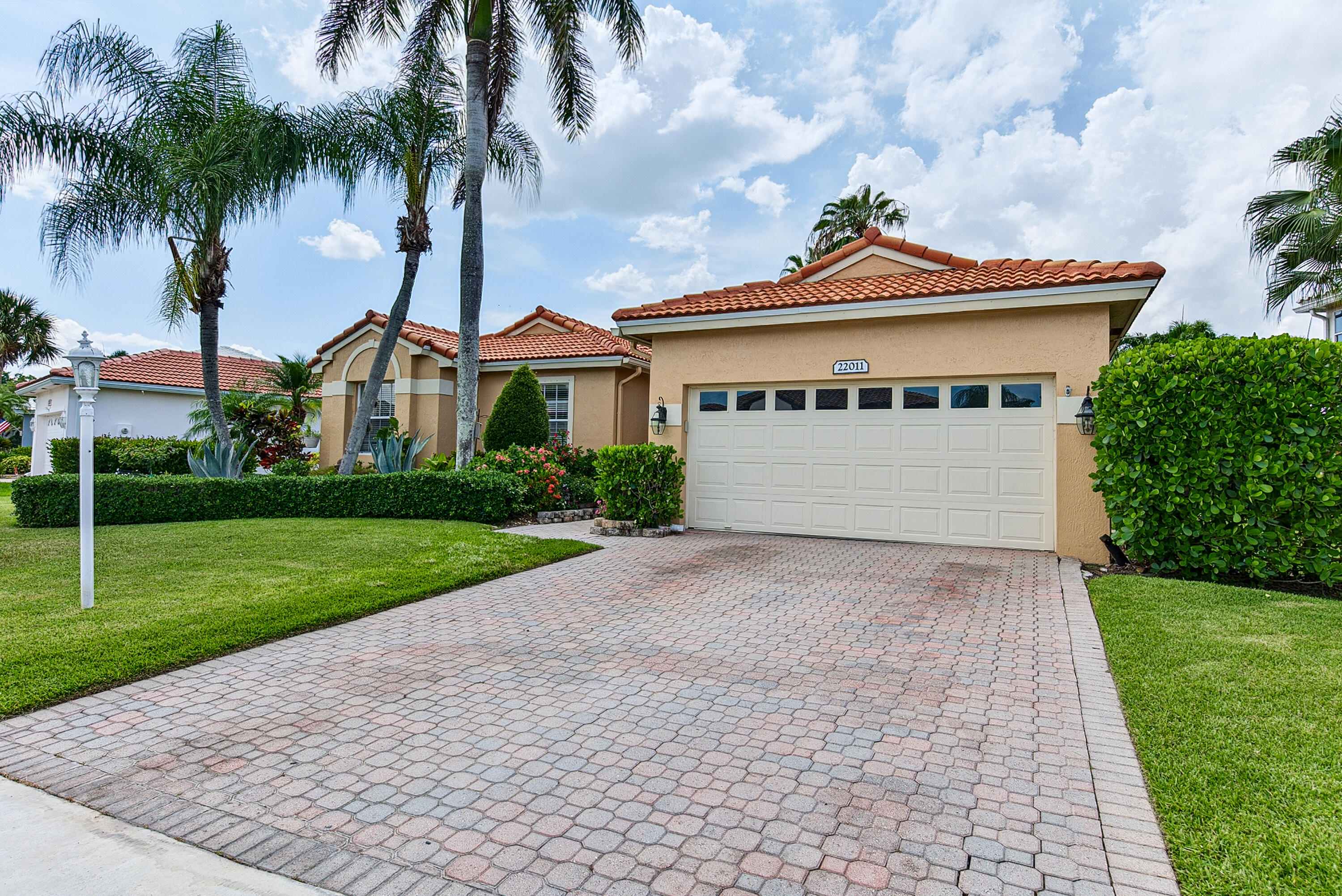 22011 Palm Grass Drive Boca Raton, FL 33428 - Photo 3 of 65 2 Car Garage