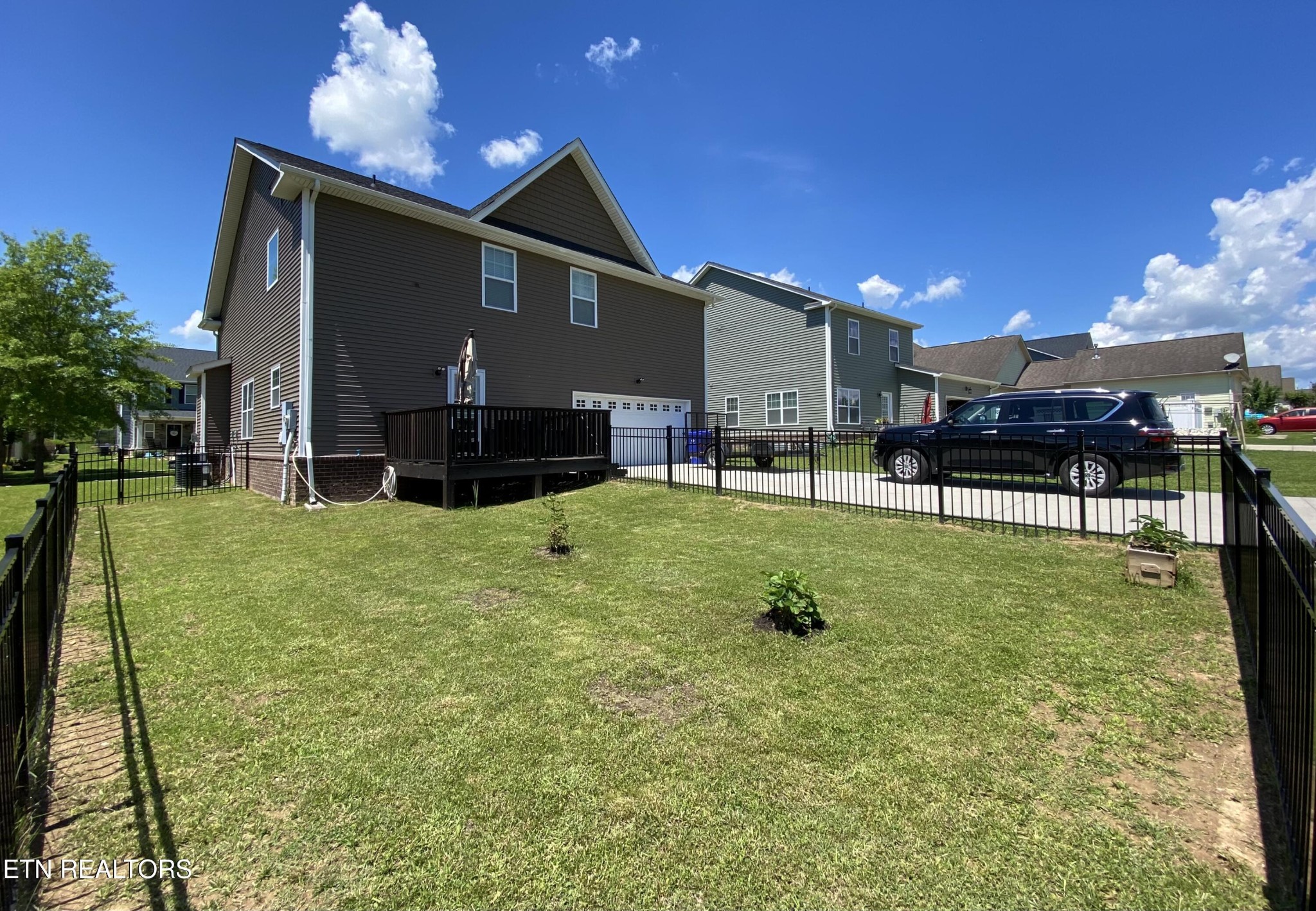 135 Fallberry Street Oak Ridge, TN 37830 - Photo 7 of 46 Gallery Image 7