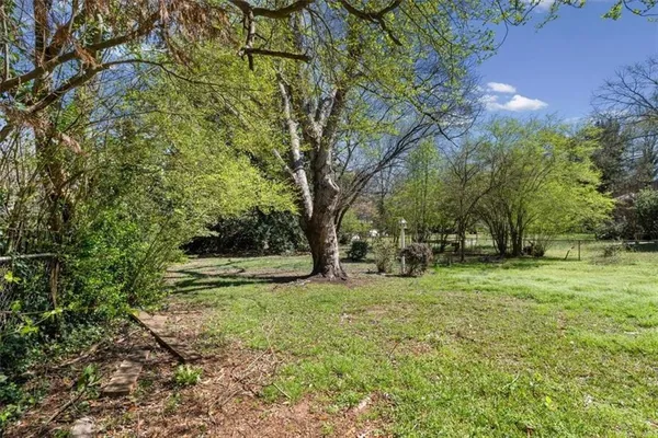 $2,700 | 2815 Carolyn Drive, Smyrna, GA 30080