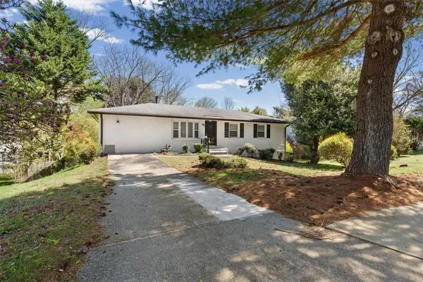 $2,700 | 2815 Carolyn Drive, Smyrna, GA 30080