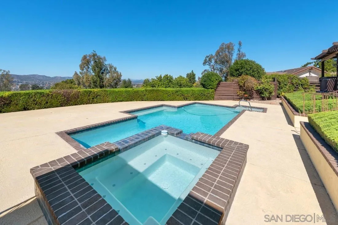 15938 Overview Road Poway, CA 92064 - Photo 68 of 72