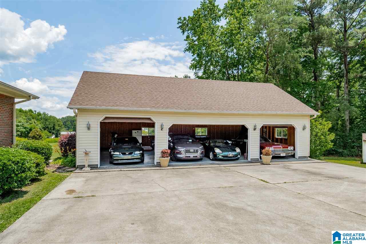 2611 North Road Gardendale, AL 35071 - Photo 44 of 50