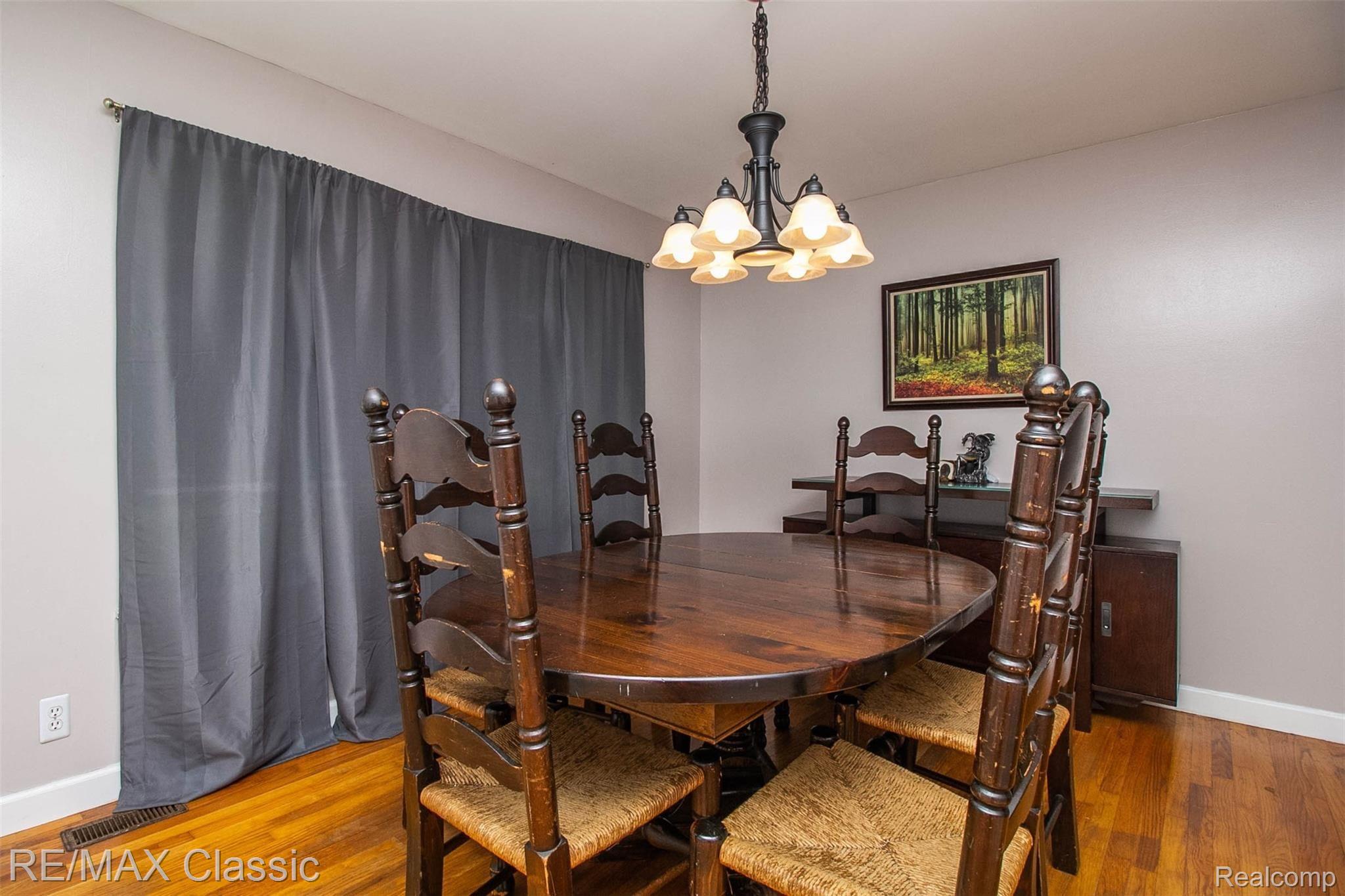 285 South Burkhart Road Howell, MI 48843 - Photo 12 of 31 12.jpg