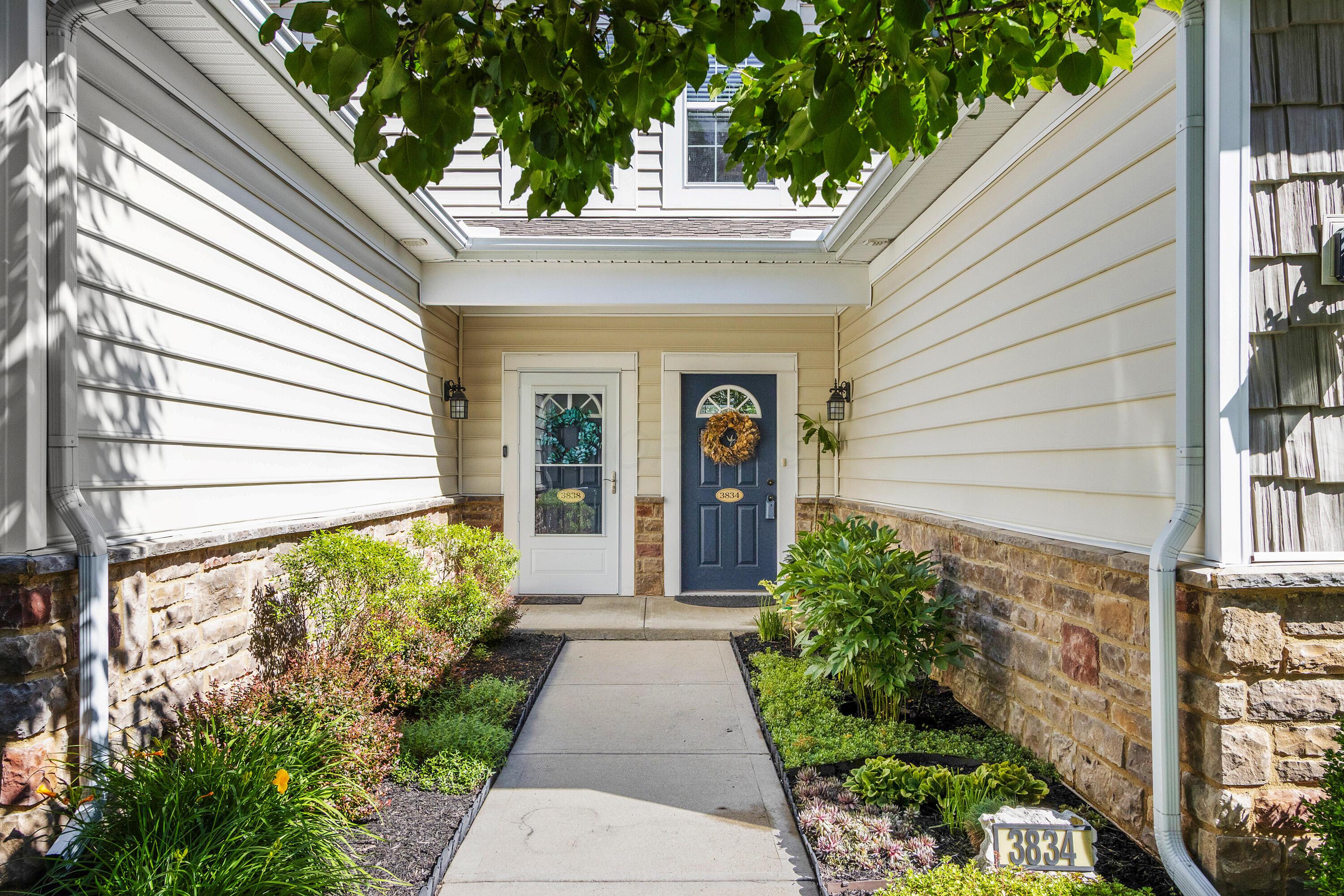3834 Rennes Drive Columbus, OH 43221 - Photo 4 of 41