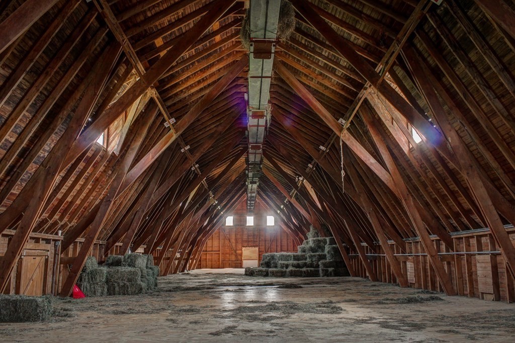 228 Barre Road Hardwick, MA 01037 - Photo 12 of 18