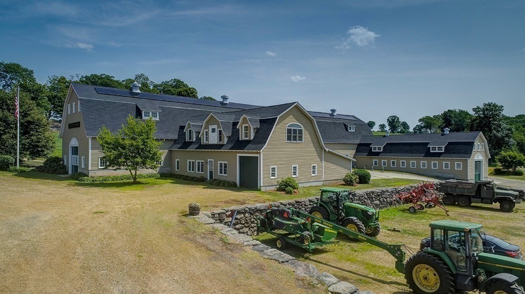 228 Barre Road Hardwick, MA 01037 - Photo 13 of 18