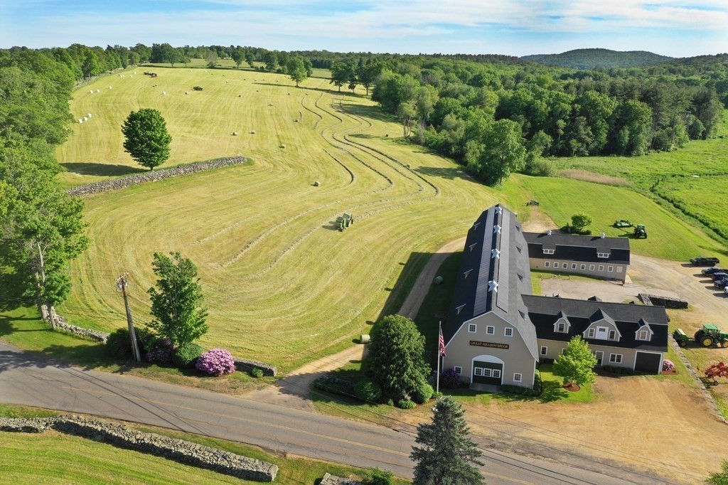 228 Barre Road Hardwick, MA 01037 - Photo 2 of 18