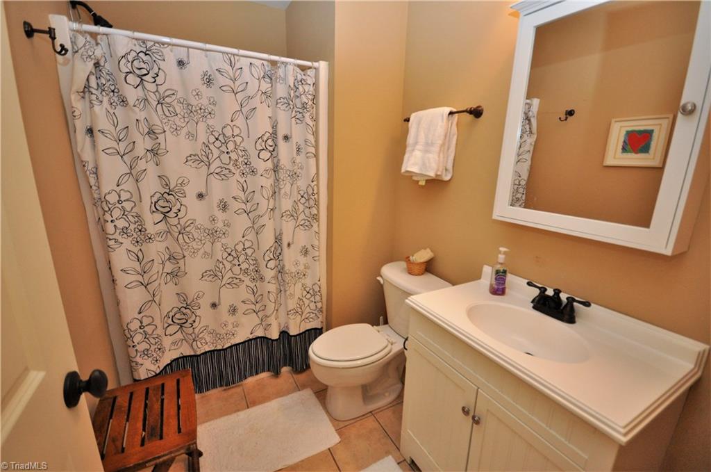 5550 Salem View Road Pfafftown, NC 27040 - Photo 17 of 30 Gallery Image 17