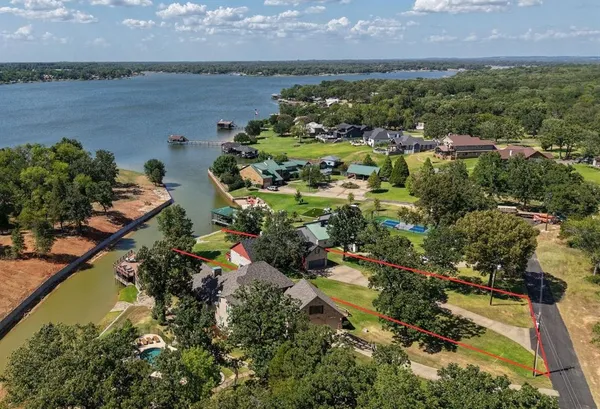 $849,000 | 5459 Woodland Shores Trail, Log Cabin, TX 75148