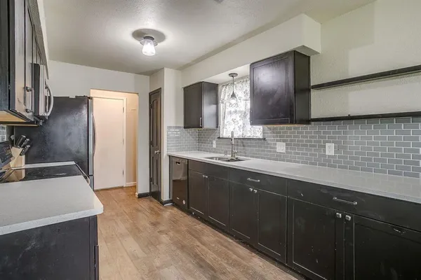 $275,000 | 2733 Southpark Lane, Fort Worth, TX 76133