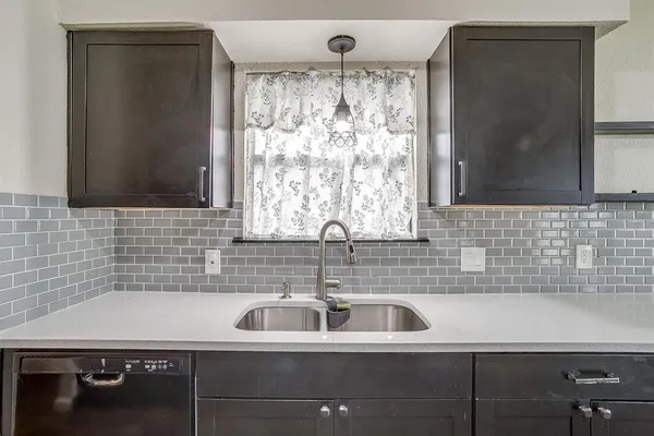 $275,000 | 2733 Southpark Lane, Fort Worth, TX 76133