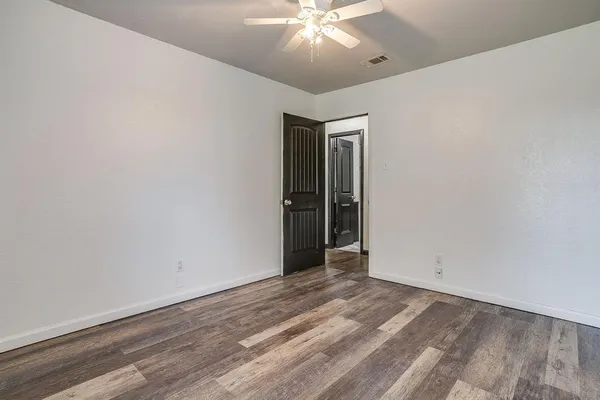 $275,000 | 2733 Southpark Lane, Fort Worth, TX 76133