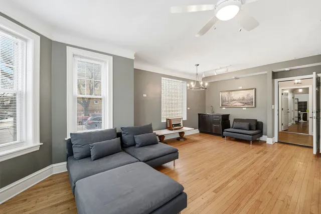 $875,000 | 2600 West North Shore Avenue, Chicago, IL 60645