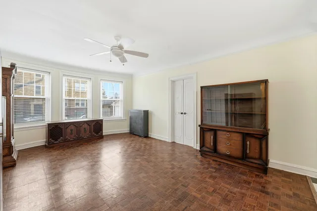 $875,000 | 2600 West North Shore Avenue, Chicago, IL 60645