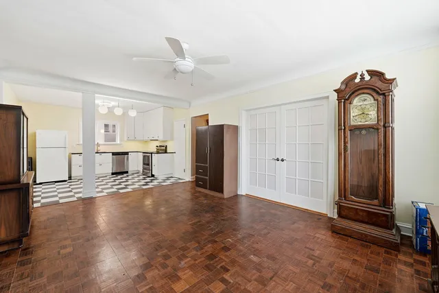 $875,000 | 2600 West North Shore Avenue, Chicago, IL 60645