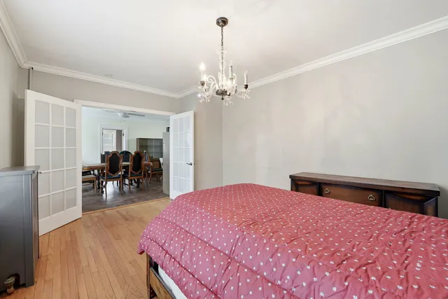 $875,000 | 2600 West North Shore Avenue, Chicago, IL 60645