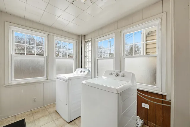 $875,000 | 2600 West North Shore Avenue, Chicago, IL 60645