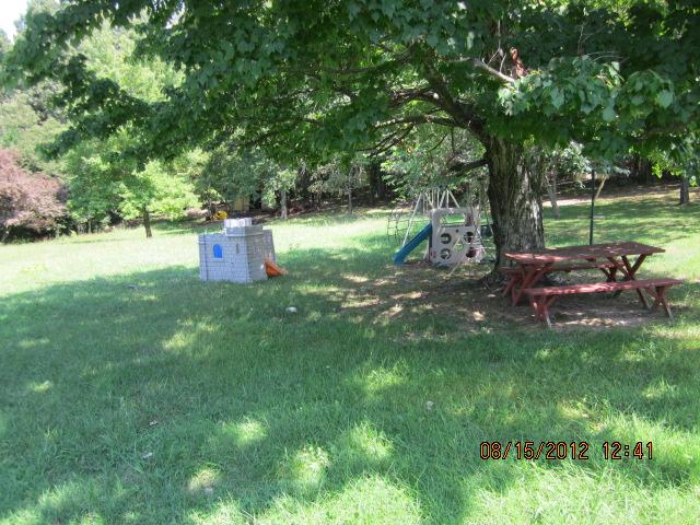 7208 Crow Cut Road Fairview, TN 37062 - Photo 3 of 5 Large back yard, mature shade trees.
