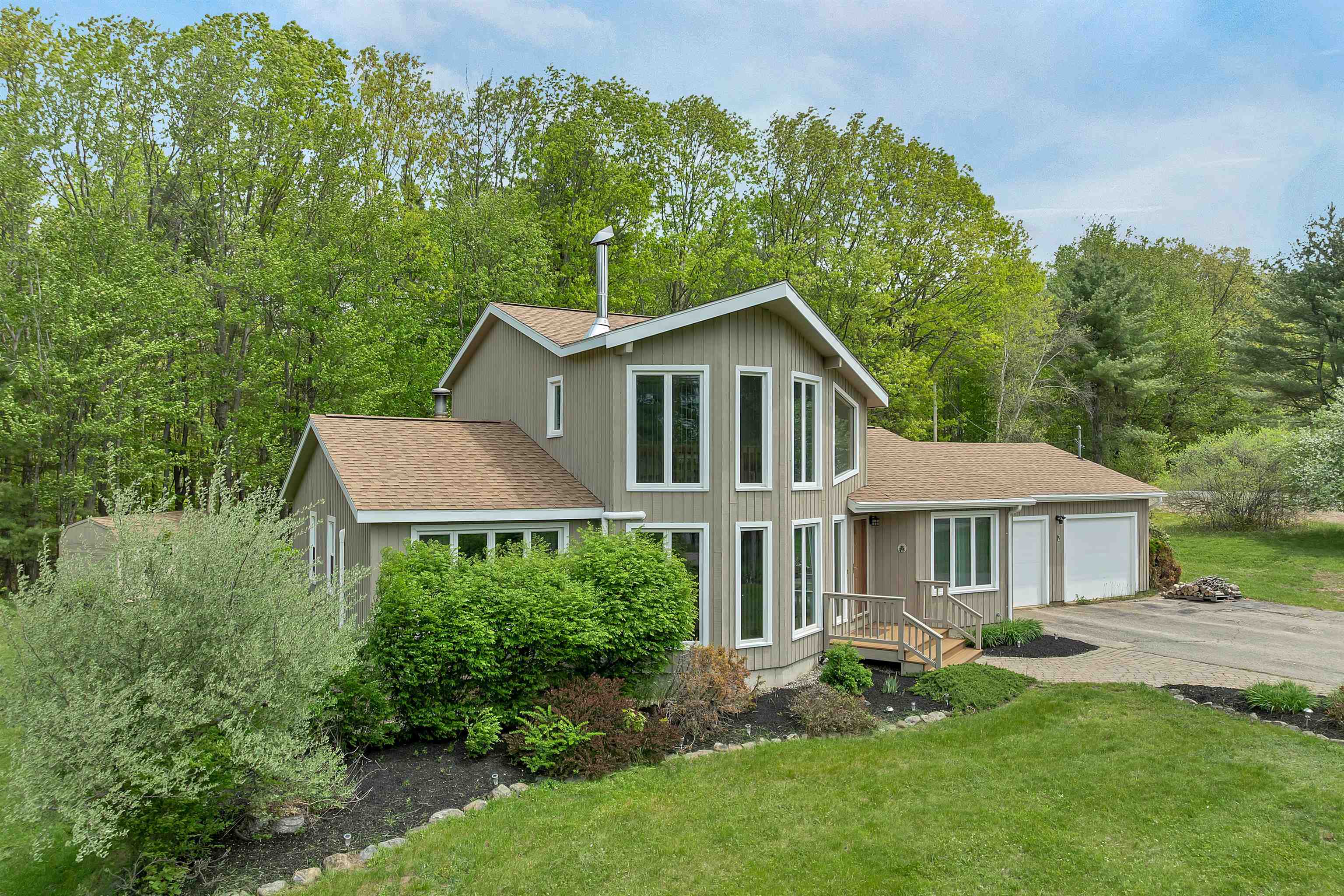 4 Birch Ledge Road Meredith, NH 03253 - Photo 2 of 52