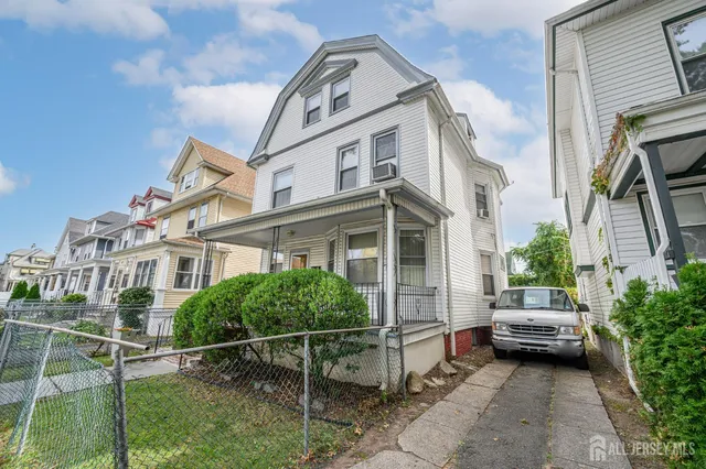$475,000 | 24 North 23rd Street, East Orange, NJ 07017