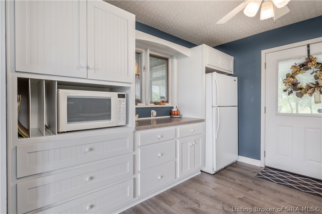 9605 Cooks Mill Road Georgetown, IN 47122 - Photo 9 of 42