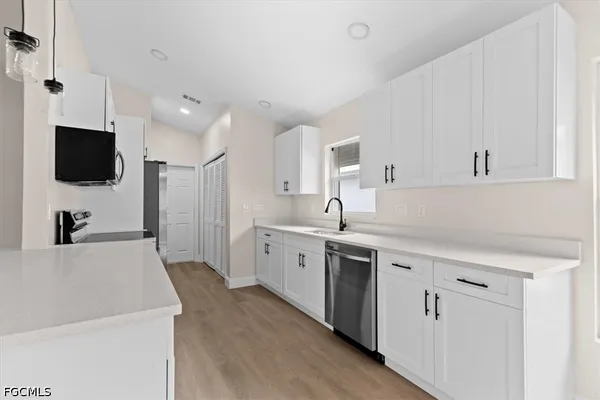 $2,200 | 3358 Sabal Springs Boulevard, North Fort Myers, FL 33917