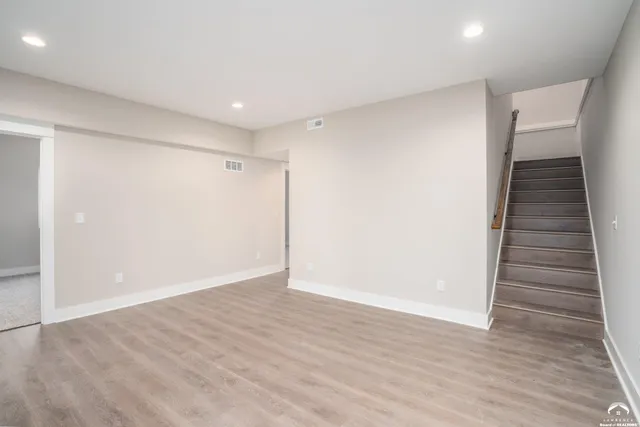 $350,000 | 915 Eagle Ridge Drive, Baldwin City, KS 66006