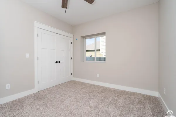 $350,000 | 915 Eagle Ridge Drive, Baldwin City, KS 66006