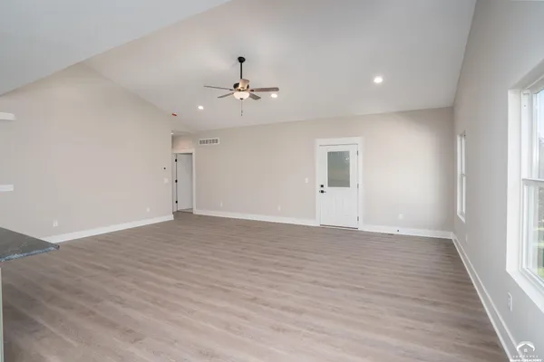 $350,000 | 915 Eagle Ridge Drive, Baldwin City, KS 66006