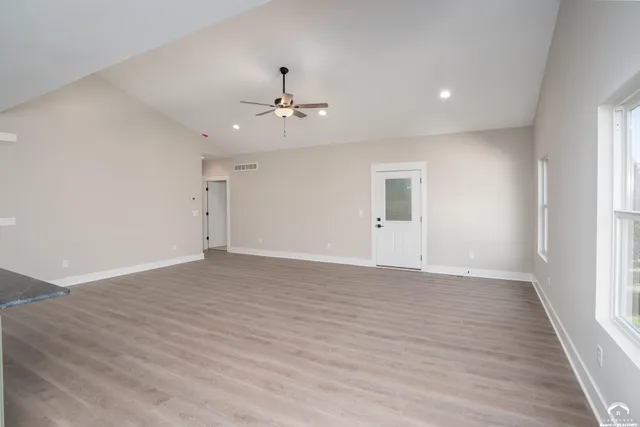 $350,000 | 915 Eagle Ridge Drive, Baldwin City, KS 66006