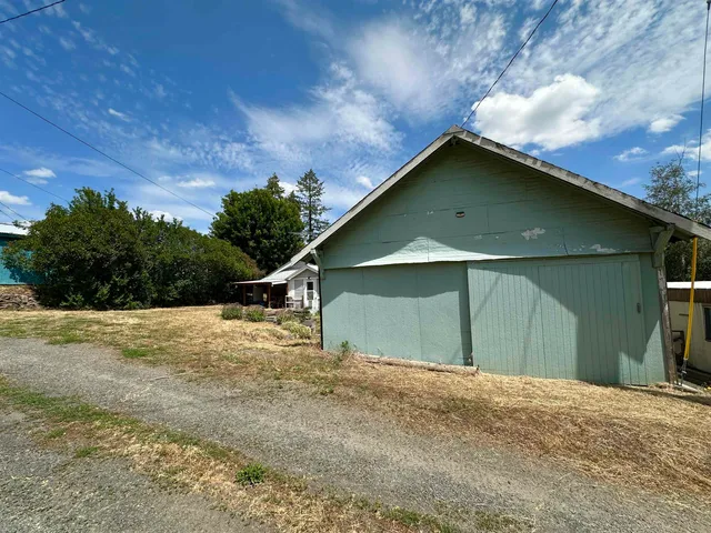 $209,000 | 521 North Ramsey Street, Tekoa, WA 99033