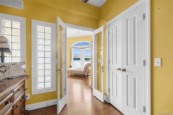 $695,000 | 545 Shore Drive, New Windsor, NY 12553