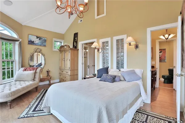 $695,000 | 545 Shore Drive, New Windsor, NY 12553