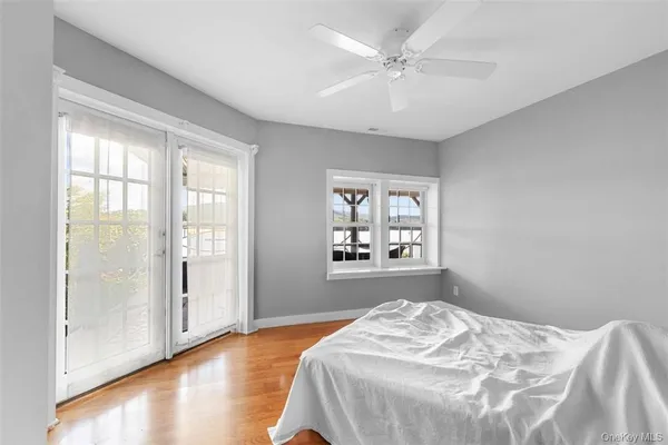 $695,000 | 545 Shore Drive, New Windsor, NY 12553