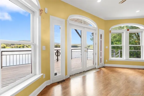 $695,000 | 545 Shore Drive, New Windsor, NY 12553