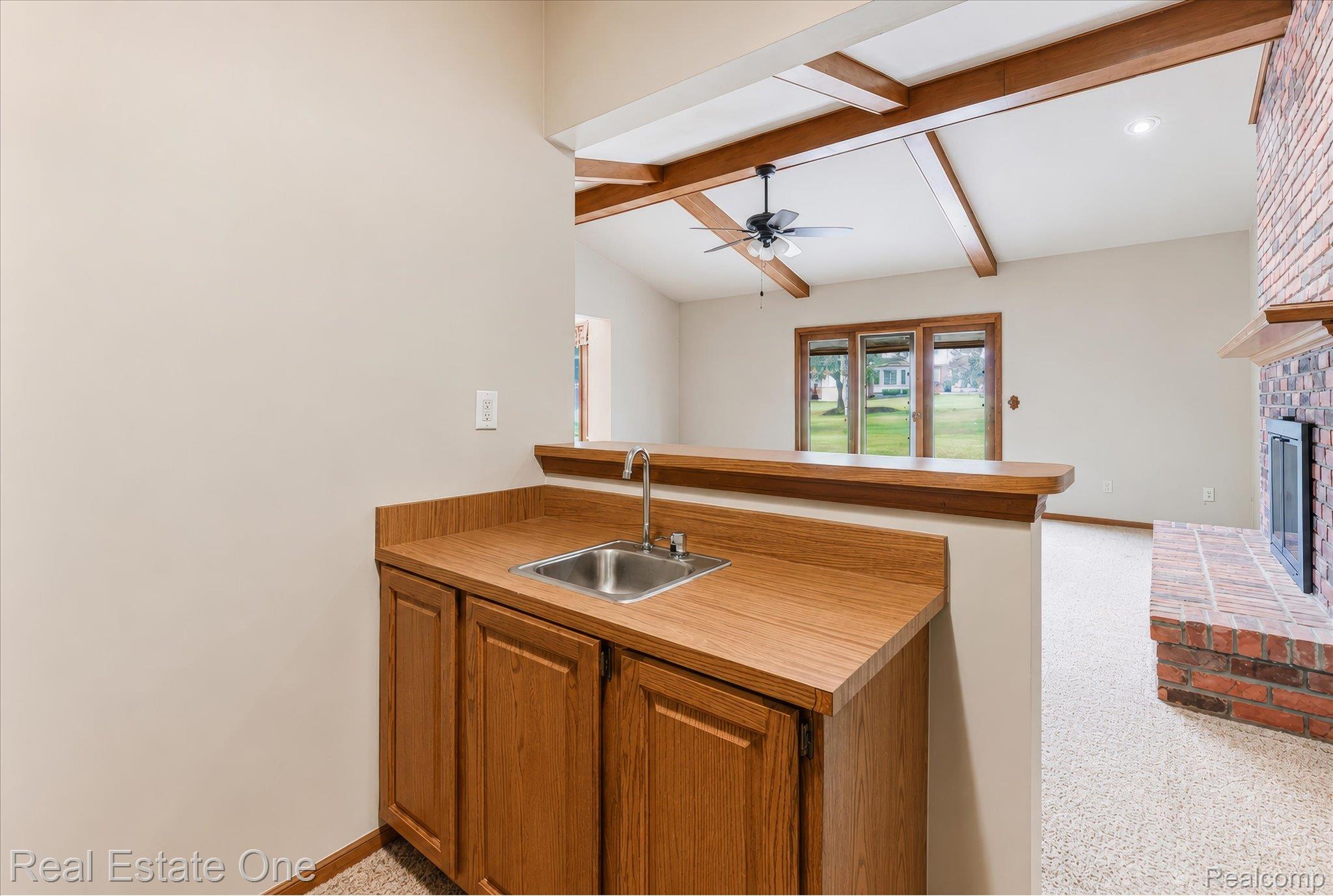 3393 Charlwood Drive Rochester, MI 48306 - Photo 21 of 60 21-025.jpg