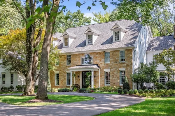 $2,700,000 | 904 Champlain Place, Gibsonia, PA 15044