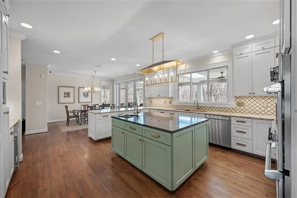 $2,700,000 | 904 Champlain Place, Gibsonia, PA 15044