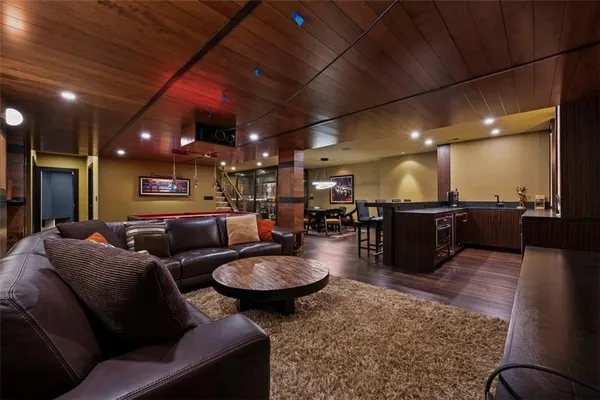 $2,700,000 | 904 Champlain Place, Gibsonia, PA 15044