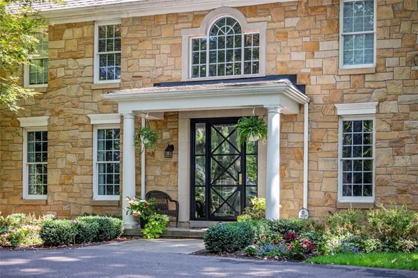 $2,700,000 | 904 Champlain Place, Gibsonia, PA 15044