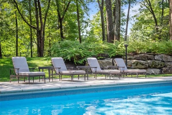 $2,700,000 | 904 Champlain Place, Gibsonia, PA 15044