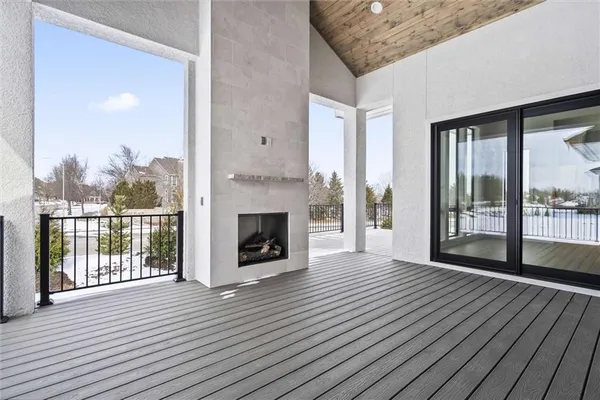 $1,418,550 | 3244 West 133rd Terrace, Leawood, KS 66209