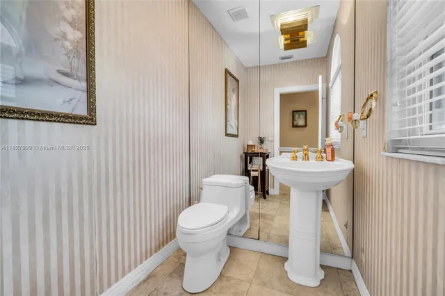 $1,449,000 | 7562 Northwest 51st Place, Coral Springs, FL 33067